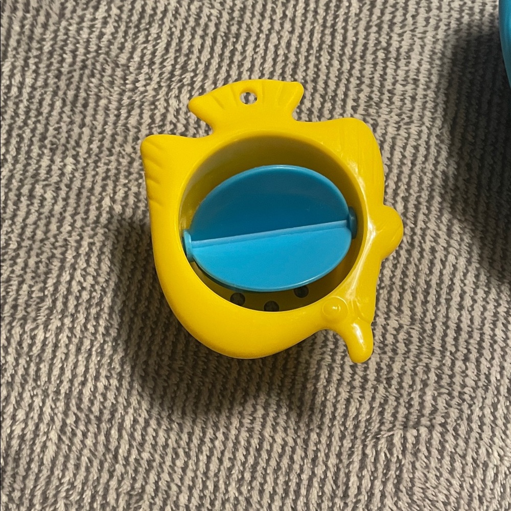 Colorful Stacking Bath Toys - Picture 4 of 8